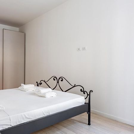 Milano Central Station Renovated Apt מראה חיצוני תמונה